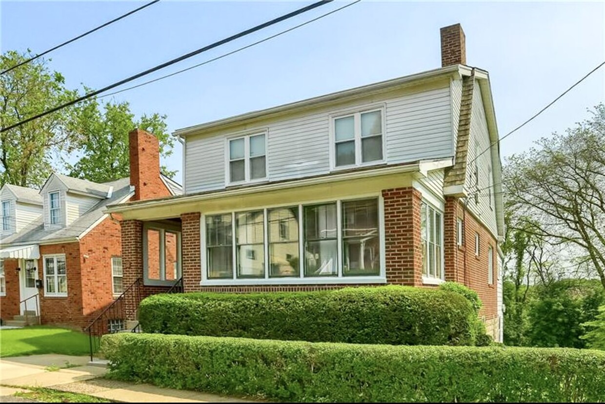 Foto principal - 118 Brightwood Ave