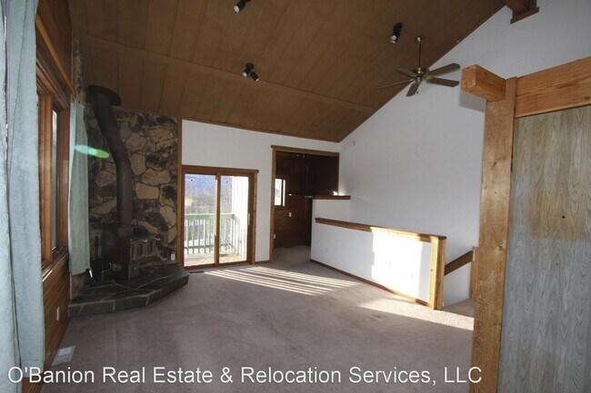 Building Photo - 3 br, 2 bath House - 24023 Alpenglow Drive