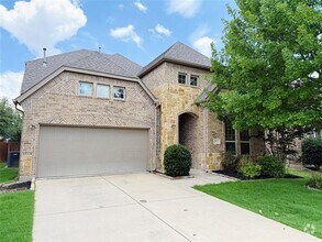 Building Photo - 10912 Capri Dr