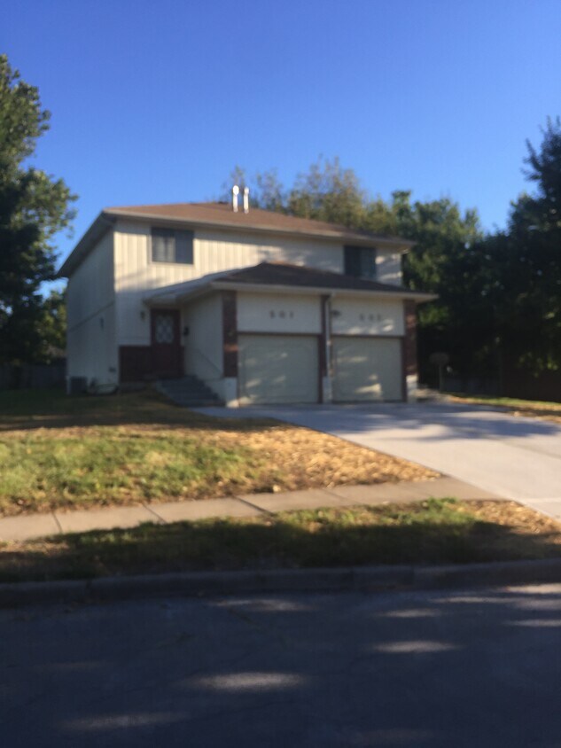 501 Pawnee Street, Leavenworth, KS 66048