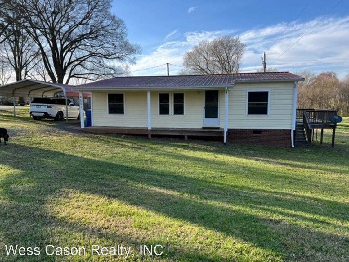3 br, 2 bath House 4507 Mill Road House Rental in Monroe, NC