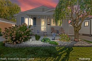 Building Photo - 19430 Williamson St