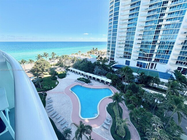 Foto del edificio - 3001 S Ocean Dr