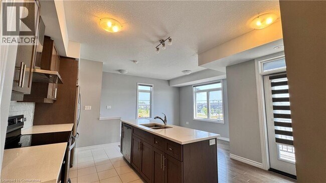 Building Photo - 86 Oat Ln