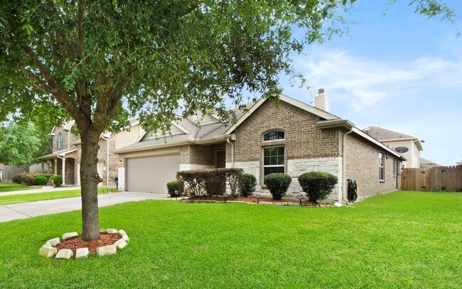 Building Photo - 4318 Plumeria Ave