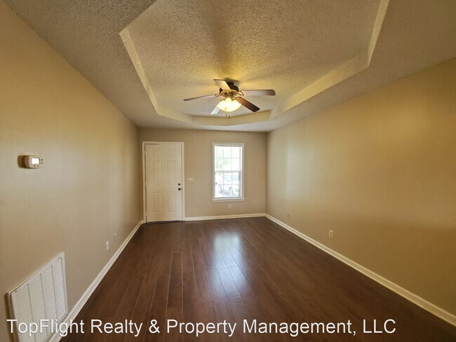 Building Photo - 3 br, 1.5 bath House - 412 Eddy Street