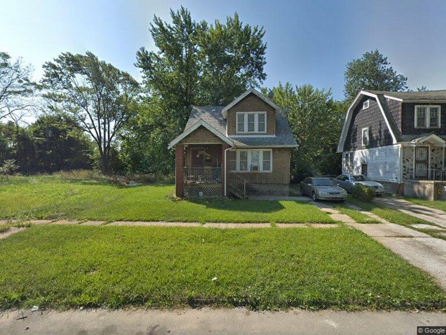 Building Photo - 10395 Maplelawn St