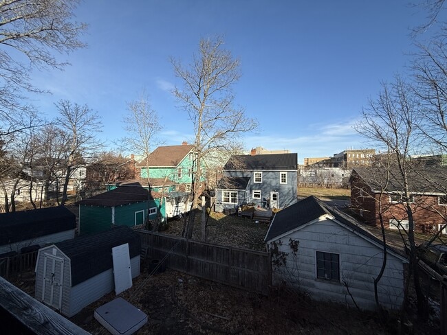 Building Photo - 55 Portledge Ave