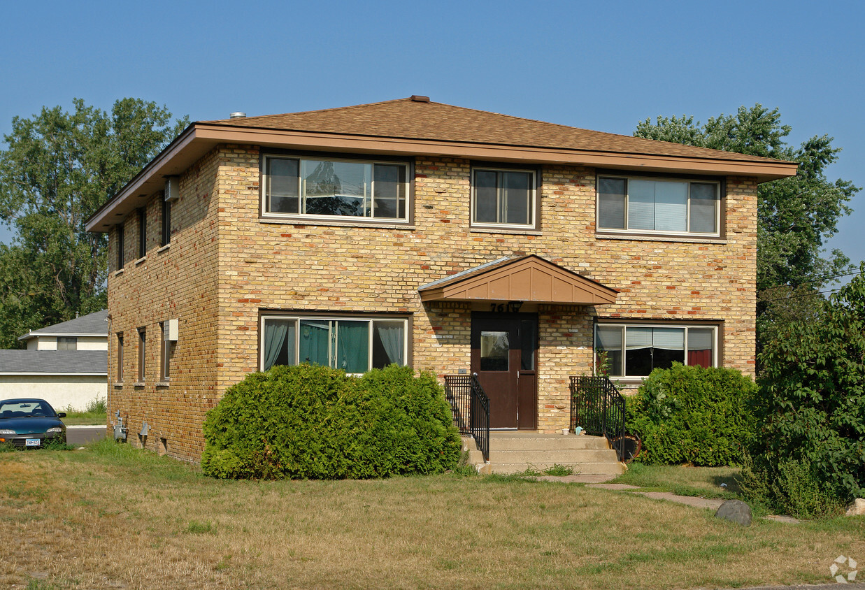Primary Photo - 7618 Edgewood Dr