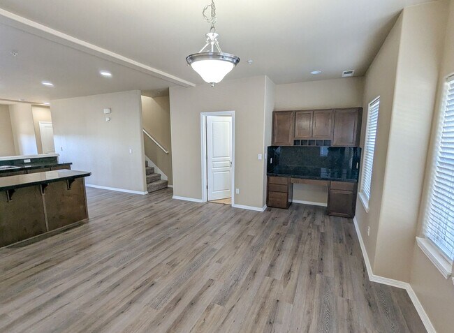Foto del edificio - 5997 Blue River Dr SE