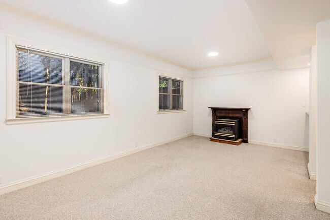 Foto del edificio - 107 Bayview St