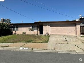 Building Photo - 2712 Stamm Dr