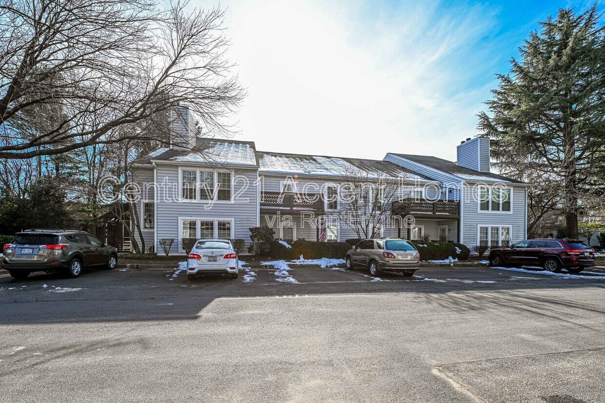 Foto principal - 9941 Oakton Terrace Rd