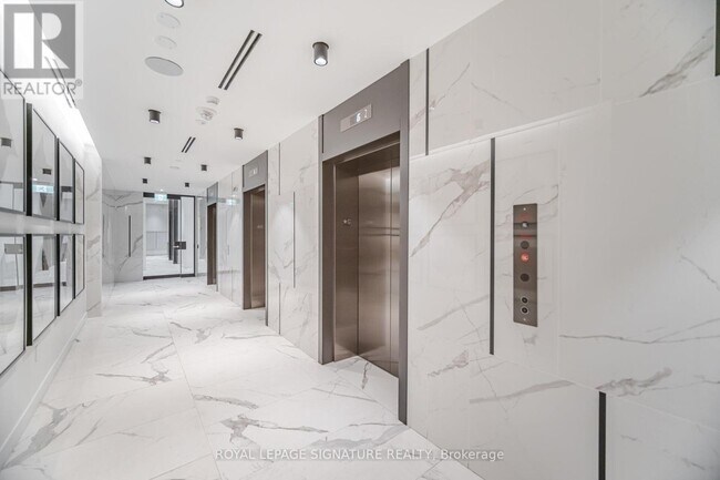 Building Photo - 82-3882 Dalhousie St
