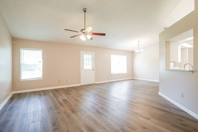 Building Photo - 3038 Marbon Estates Ln S