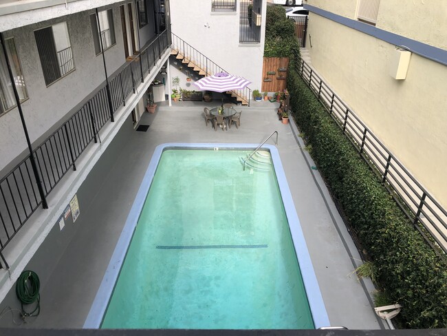 Foto del edificio - 1731 Pacific Coast Hwy