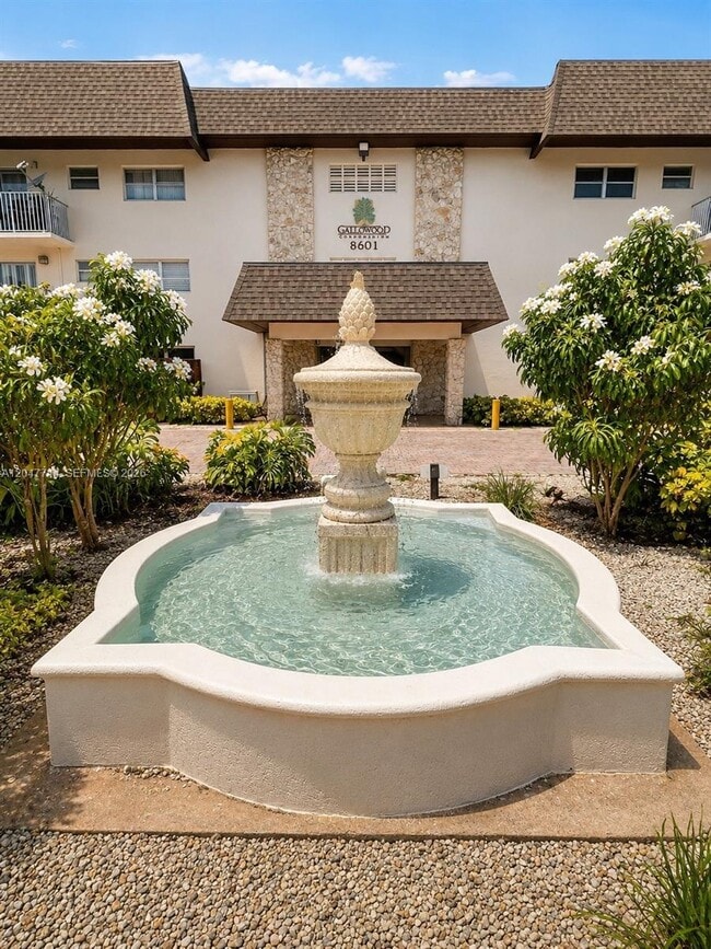 Foto del edificio - 8601 SW 94th St