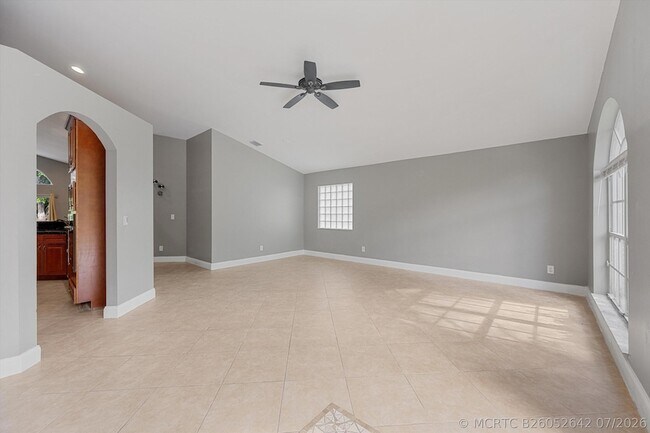 Foto del edificio - 1851 Oak Berry Cir
