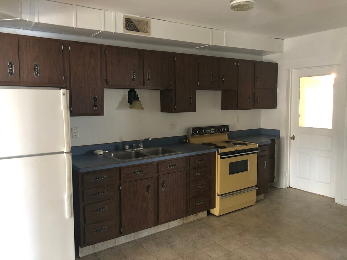 Foto principal - 477 3rd Ave NE