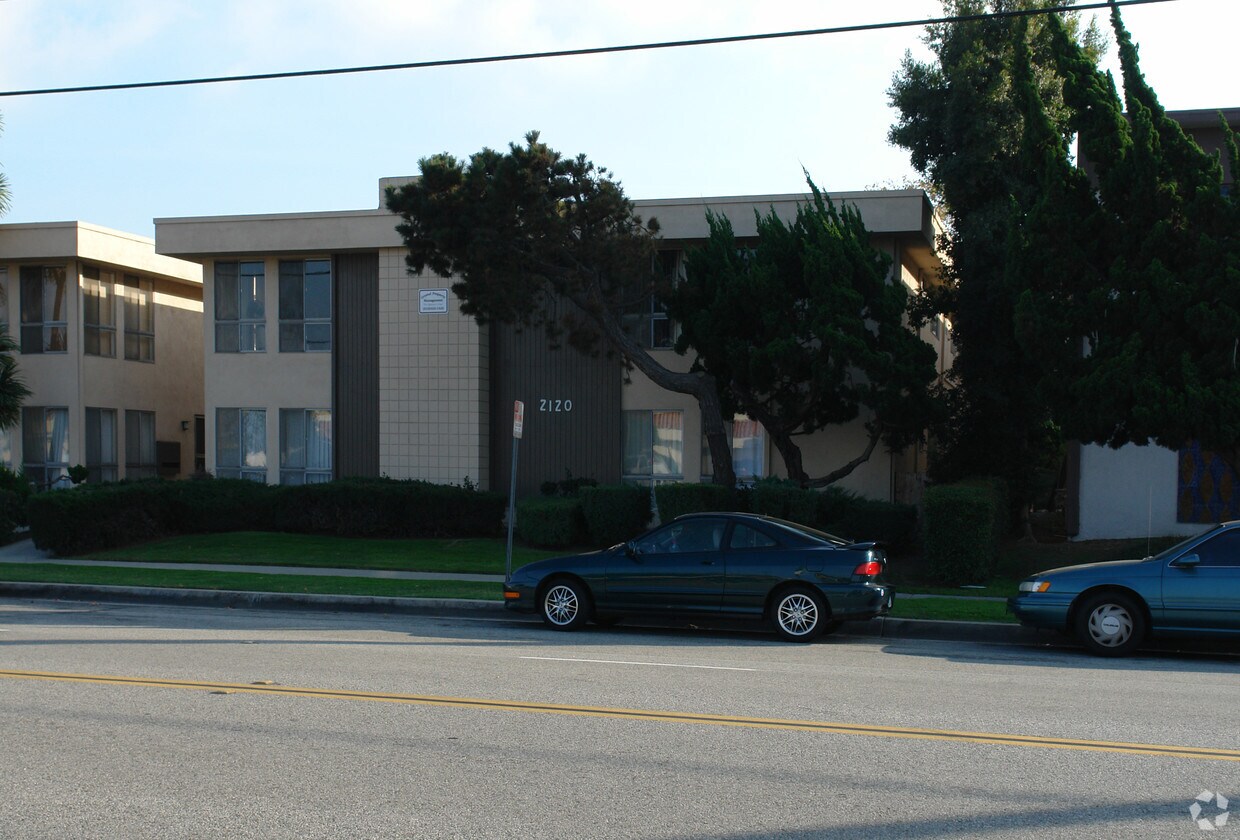 2120 W 182nd St, Torrance, CA 90504 Apartments in Torrance, CA