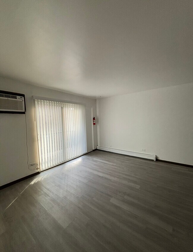 Foto del edificio - 3060 Bernice Ave