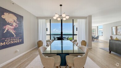 Building Photo - 2020 Harbourside Dr