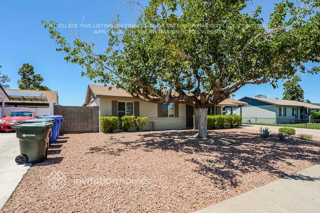 Foto del edificio - 3819 W Columbine Dr