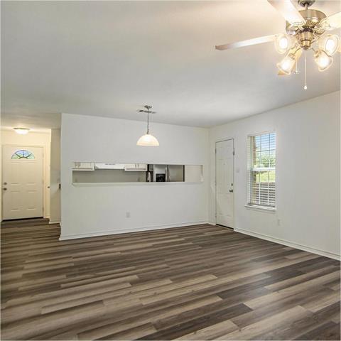 Building Photo - 2621 Lee Ave