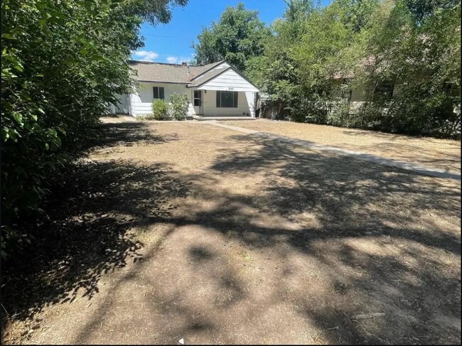 Foto del edificio - 2317 Cedar St