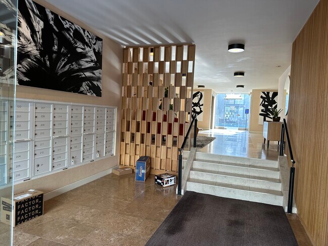 mailroom - 1025 N Kings Rd