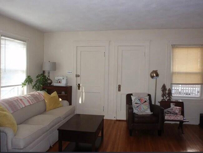 Building Photo - 94 Bourne St