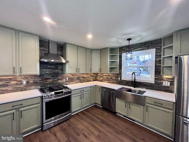 Foto del edificio - 1206 Eastover Pkwy