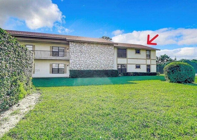 Building Photo - 5894 Longbow Ln