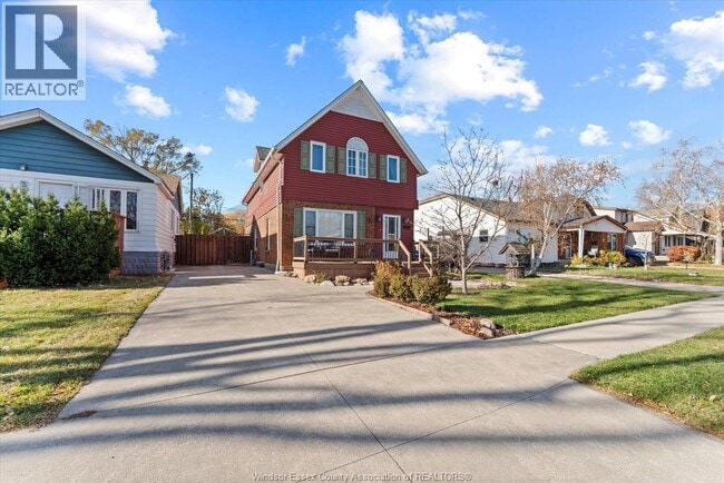 Building Photo - 379 Laporte Ave