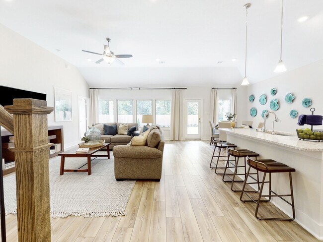 Building Photo - 17735 Sapphire