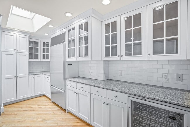 Foto del edificio - 11 Elmwood Ave