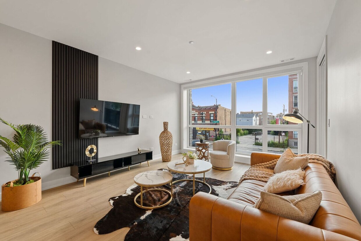Foto principal - 2354 W Polk St