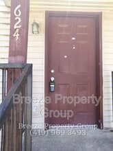 Building Photo - 624 Hope St