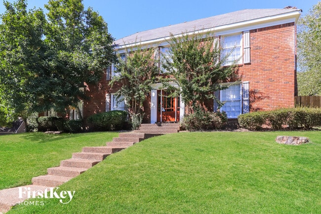 Foto del edificio - 675 Tealwood Ln