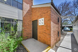 Building Photo - 3550 S Harlan St