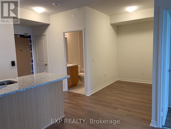Building Photo - 349-349 Rathburn Rd W