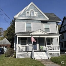 Building Photo - 138 W Beard Ave