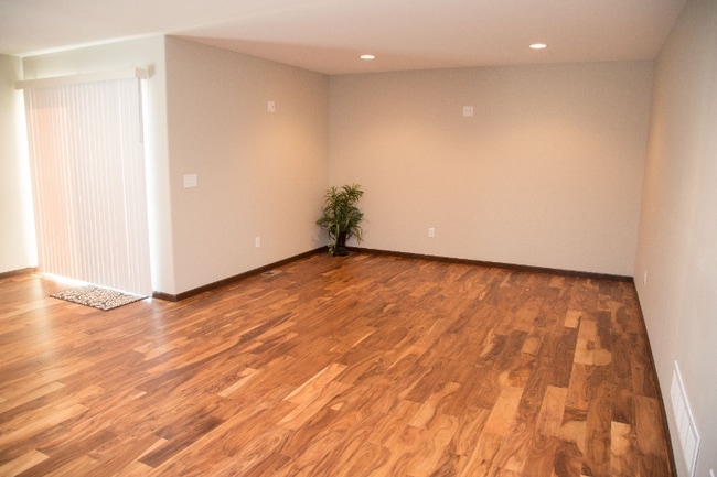 Building Photo - 6301 Saulk Trail