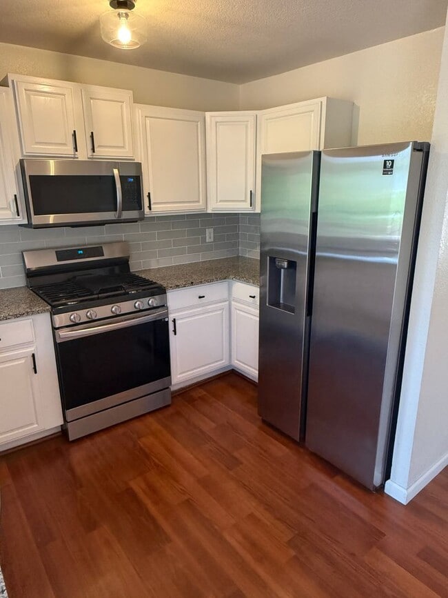 Foto del edificio - 6637 Ingalls Ct
