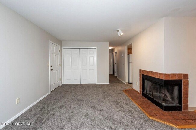 Foto del edificio - 7210 Bearfoot Dr