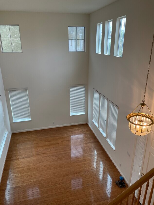 Primary Photo - 1748 Dornie Cir