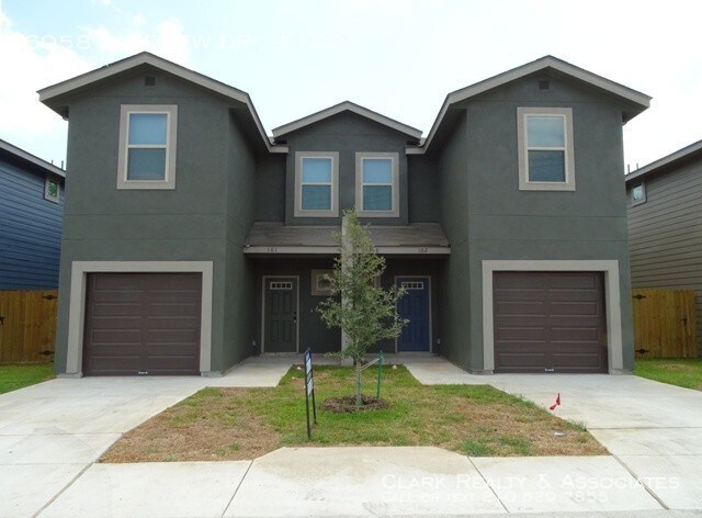 Building Photo - 6958 Lakeview