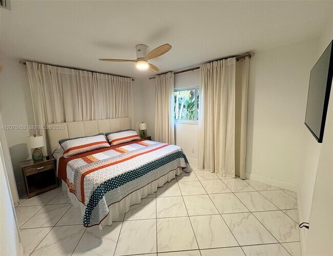 Foto del edificio - 14500 NE 5th Ct