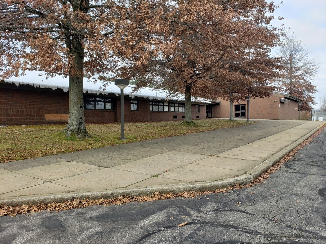 150 Water St Unit 4, Spartansburg, PA 16434 Apartments in