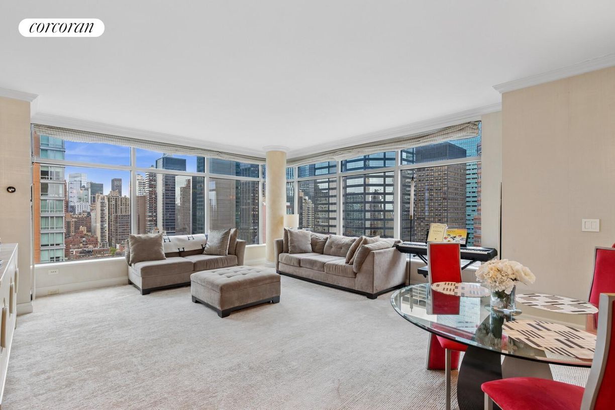 Foto principal - 250 E 54th St